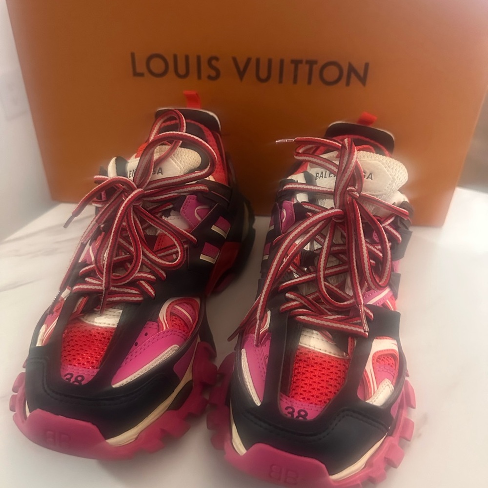 Balenciaga Women's Red and Pink Athletic Shoes